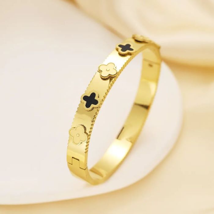 18K Gold plated four leaf clover stainless steel bangles