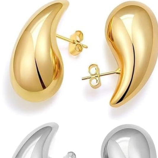 Teardrop Gold Earrings 